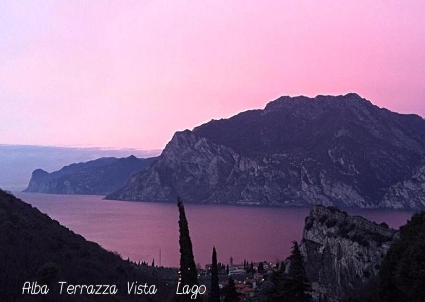 Viewlake Apartment Torbole Sul Garda ภายนอก รูปภาพ