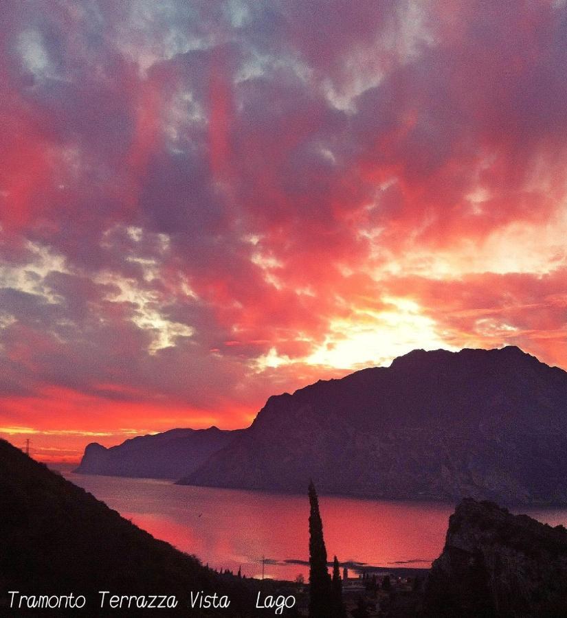 Viewlake Apartment Torbole Sul Garda ภายนอก รูปภาพ