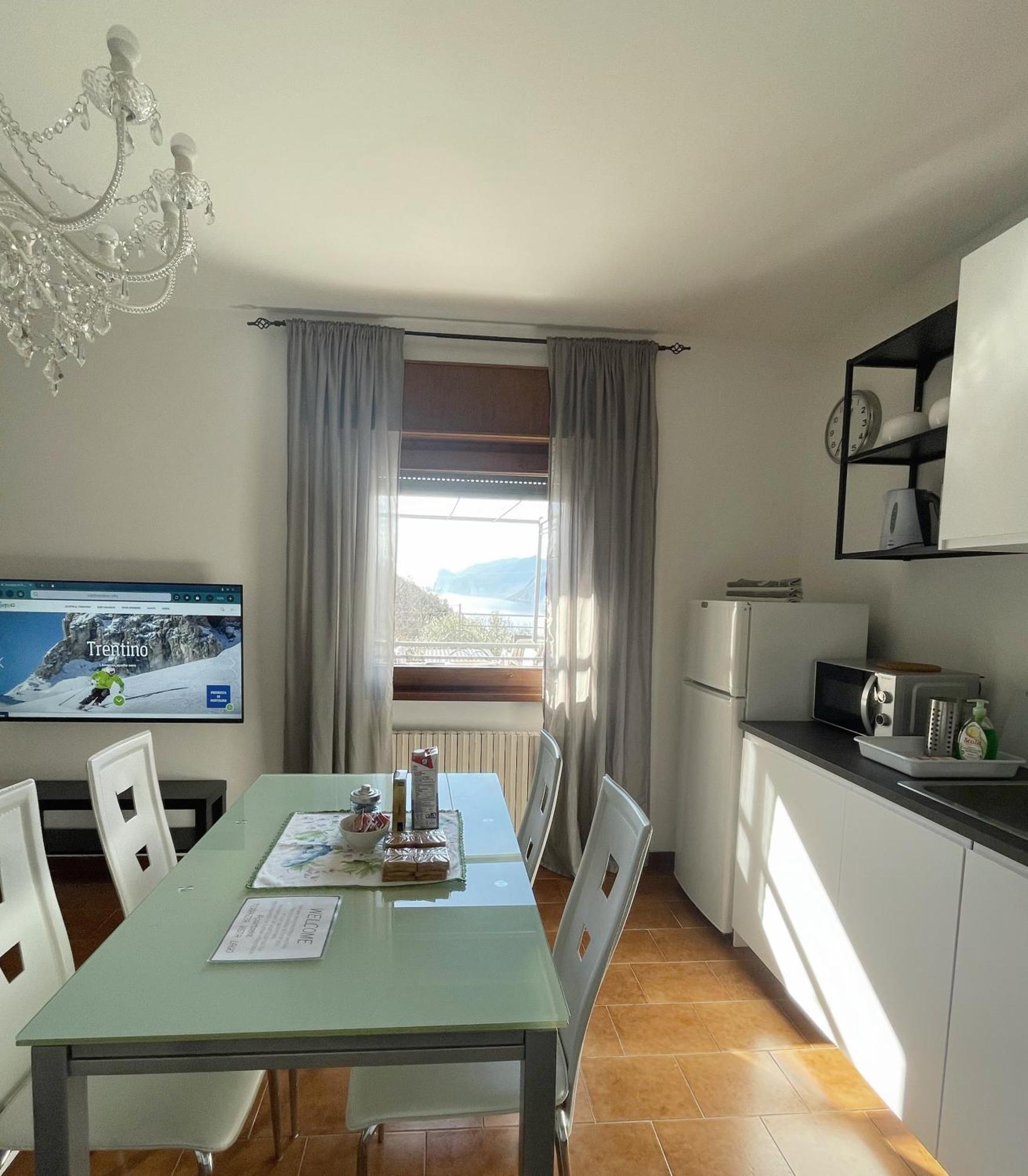 Viewlake Apartment Torbole Sul Garda ภายนอก รูปภาพ