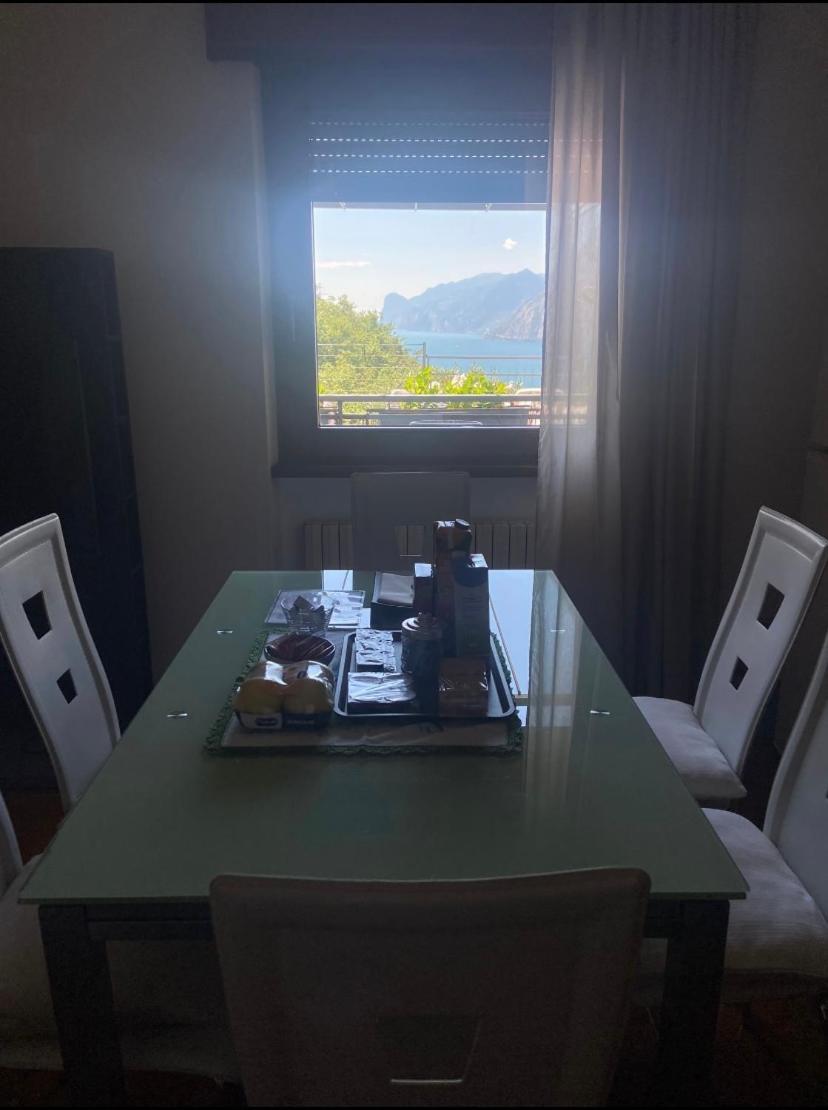 Viewlake Apartment Torbole Sul Garda ภายนอก รูปภาพ